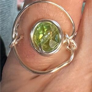 Elegant Silver and Green Ring